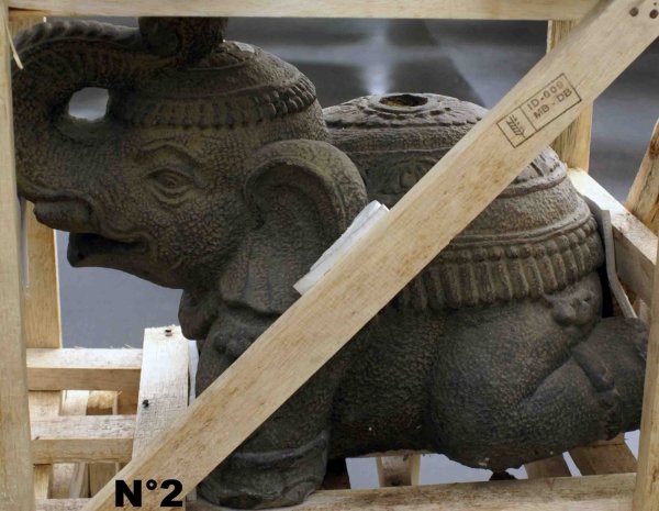 25 ou 42 cm H pied de parasol éléphant en pierre